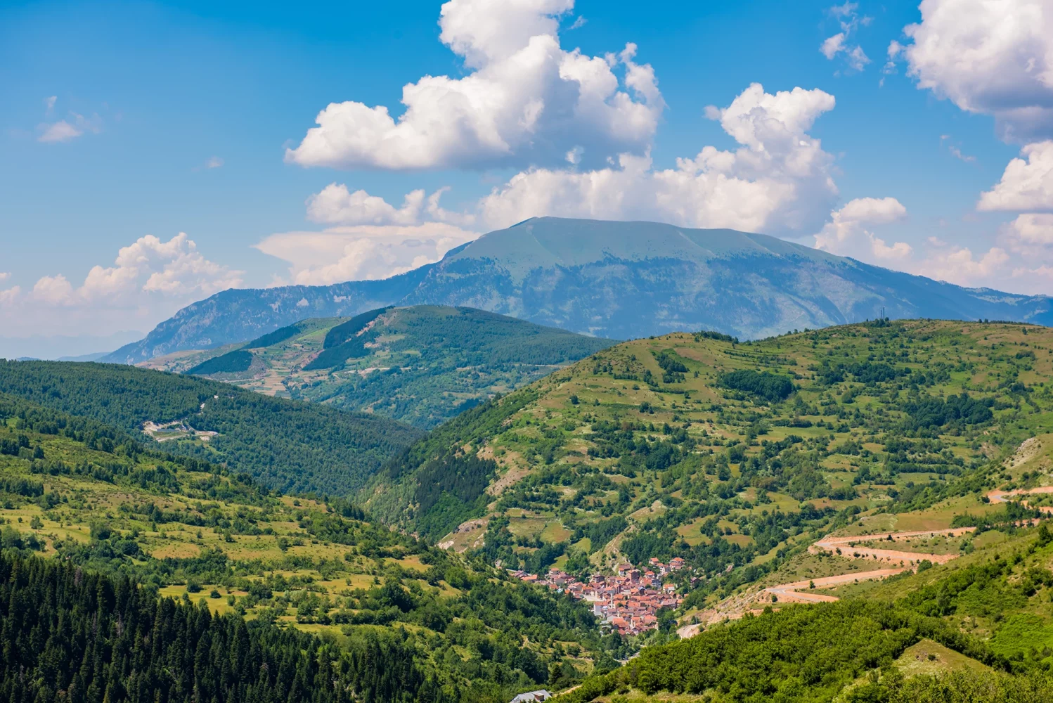 Hribovita kosovska pokrajina