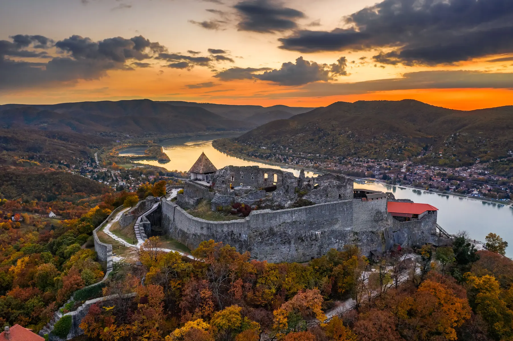 Dvor kralja Matije Korvina ("Kralja Matjaža") v Višegradu