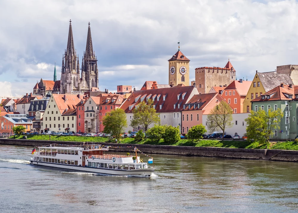 Regensburg ob sotočju Donave in reke Regen