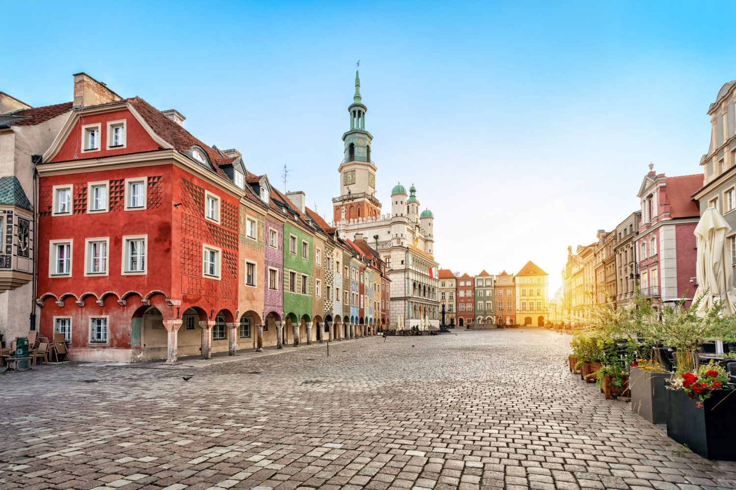 Trg Stary Rynek z mestno hišo v kraju Poznanj. Foto: Shutterstock