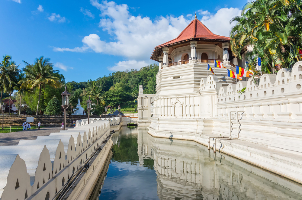 Zunanjost templja Sri Dalada Maligawa v Kandyju