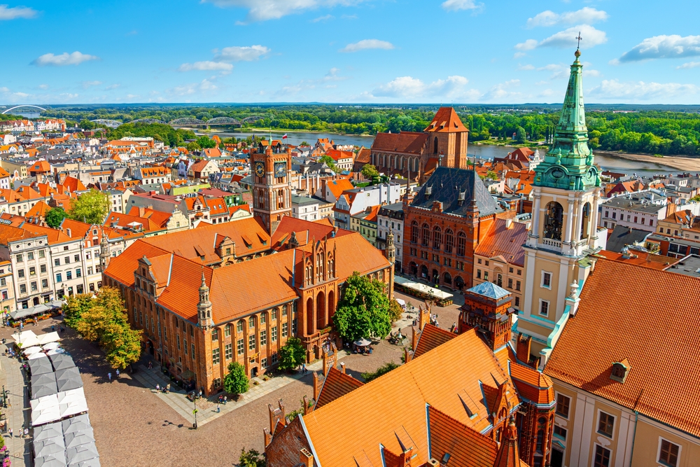 Veduta mesta Torun z opečnatimi zgradbami