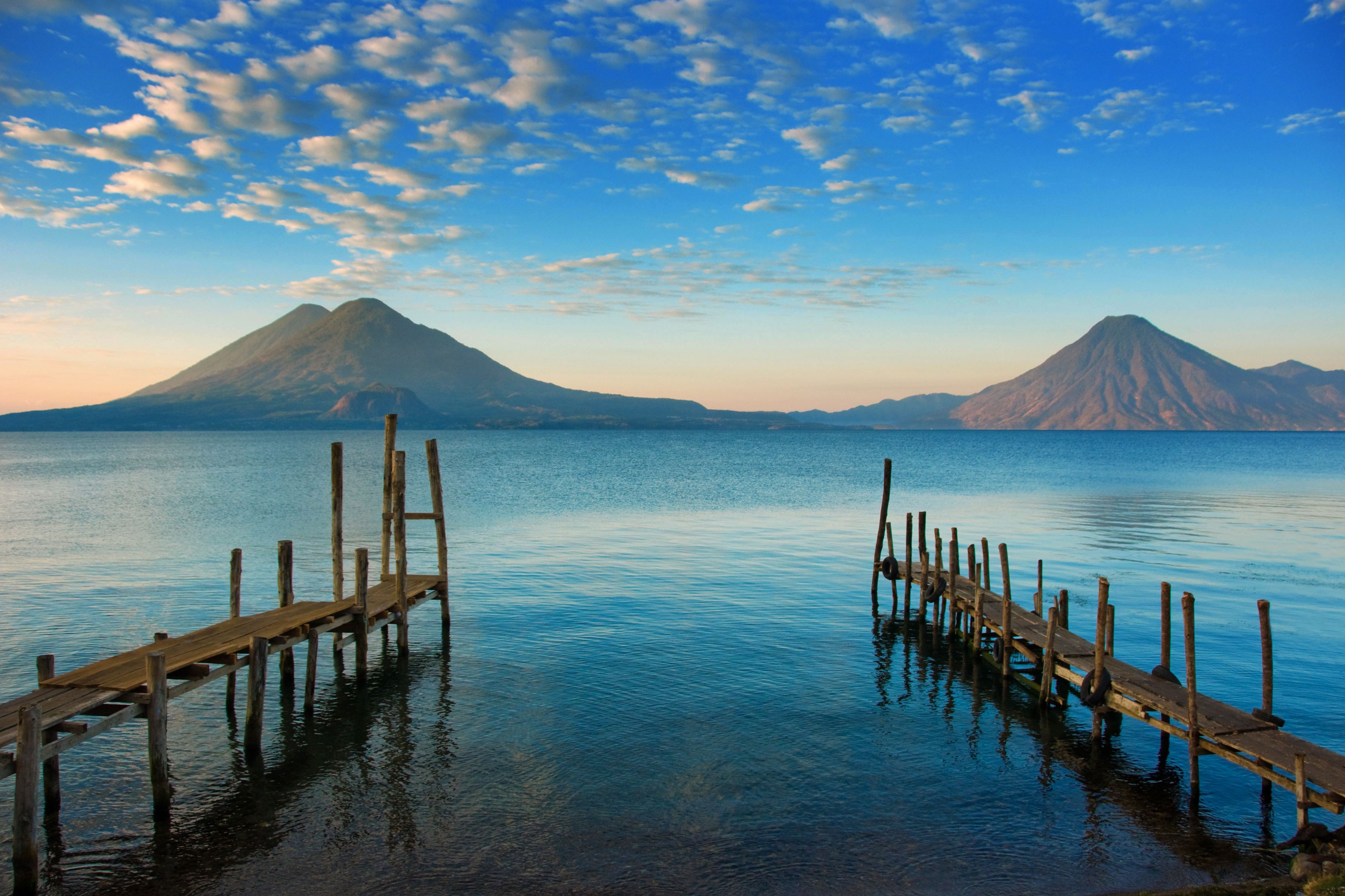 Na potovanju po Gvatemali obiščemo tudi jezero Atitlan