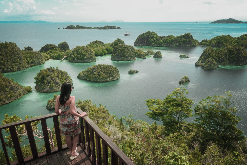 Pogled na otočja na območju Raja Ampat